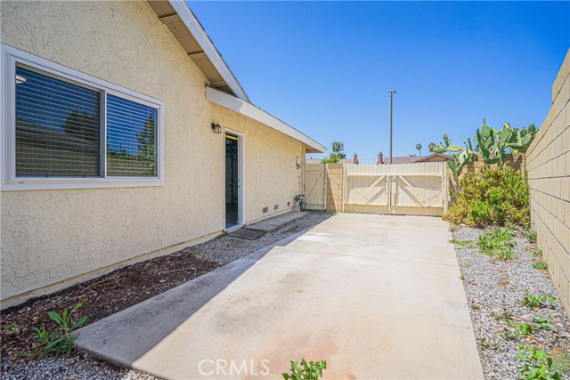 Detail Gallery Image 5 of 35 For 291 S Earlham St, Orange,  CA 92869 - 3 Beds | 2 Baths