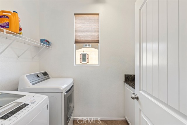 Detail Gallery Image 14 of 35 For 29364 Bouris Dr, Menifee,  CA 92584 - 5 Beds | 3 Baths