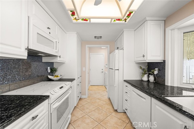 651 Lemke Drive, Placentia CA: https://media.crmls.org/medias/cac5656c-c1c3-436a-b052-c4895775c2bf.jpg