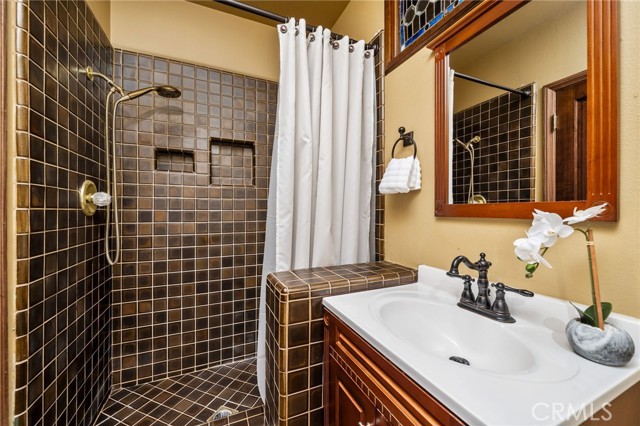 Detail Gallery Image 33 of 74 For 533 E Sierra Madre Ave, Glendora,  CA 91741 - 8 Beds | 7/1 Baths
