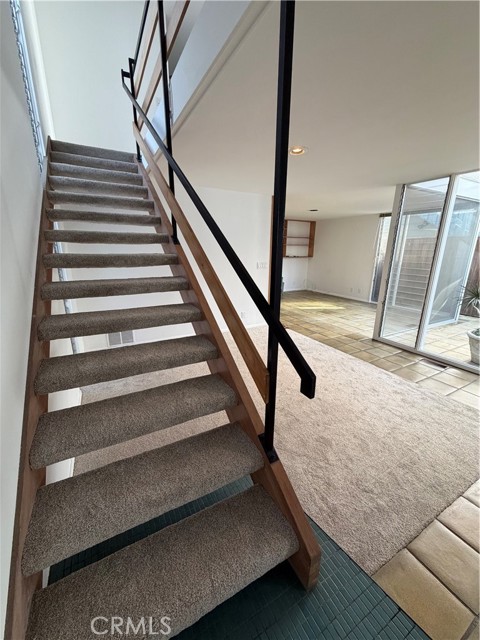 Detail Gallery Image 18 of 29 For 321 Coral Ave, Newport Beach,  CA 92662 - 2 Beds | 3 Baths