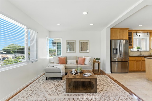 2613 S Kerckhoff Avenue, San Pedro CA: https://media.crmls.org/medias/cac70af6-e7bf-4ee9-a93b-b9cf67b457a9.jpg
