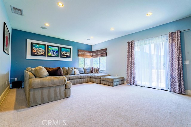 Detail Gallery Image 23 of 73 For 24163 Mentry Dr, Newhall,  CA 91321 - 6 Beds | 3/1 Baths