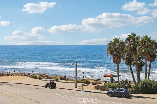 357 Coast S Boulevard, La Jolla CA: https://media.crmls.org/medias/cac71fee-754f-492a-8ce3-3e7224c9c875.jpg