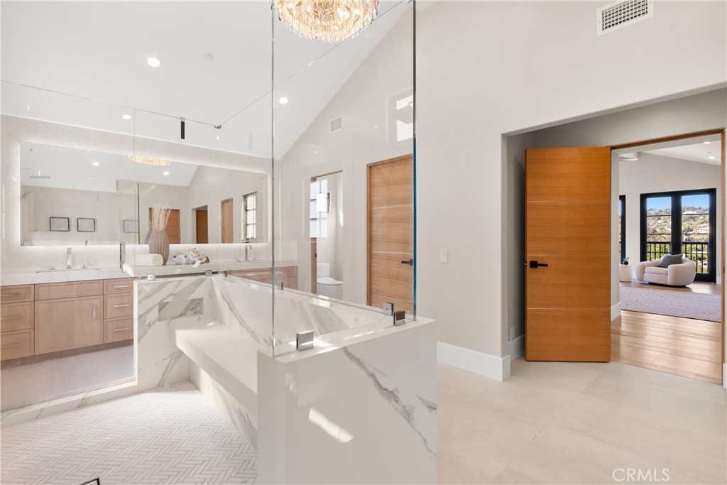 MLS #OC25251950 image #39