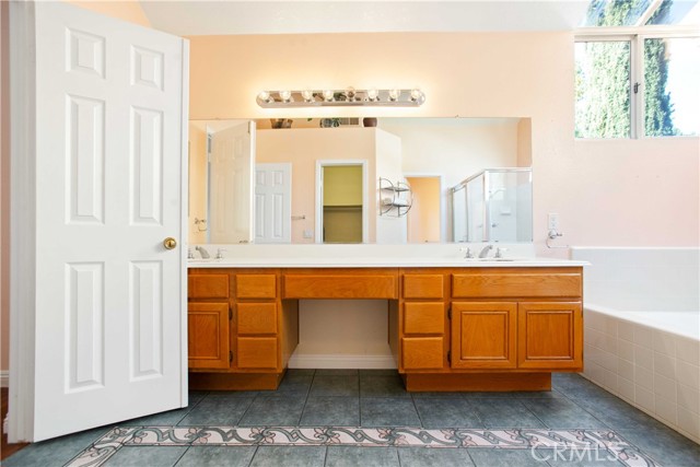 Detail Gallery Image 21 of 36 For 51 Toulon, Lake Forest,  CA 92610 - 4 Beds | 2/1 Baths