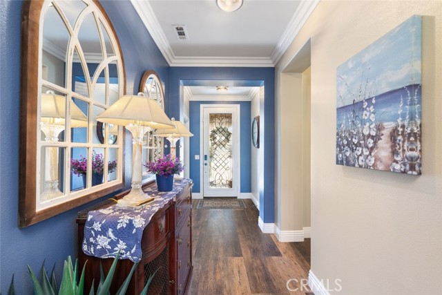 Detail Gallery Image 12 of 72 For 29316 Fenway, Lake Elsinore,  CA 92530 - 5 Beds | 4 Baths