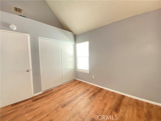 Detail Gallery Image 15 of 19 For 14515 Woodland Dr #15,  Fontana,  CA 92337 - 2 Beds | 1 Baths