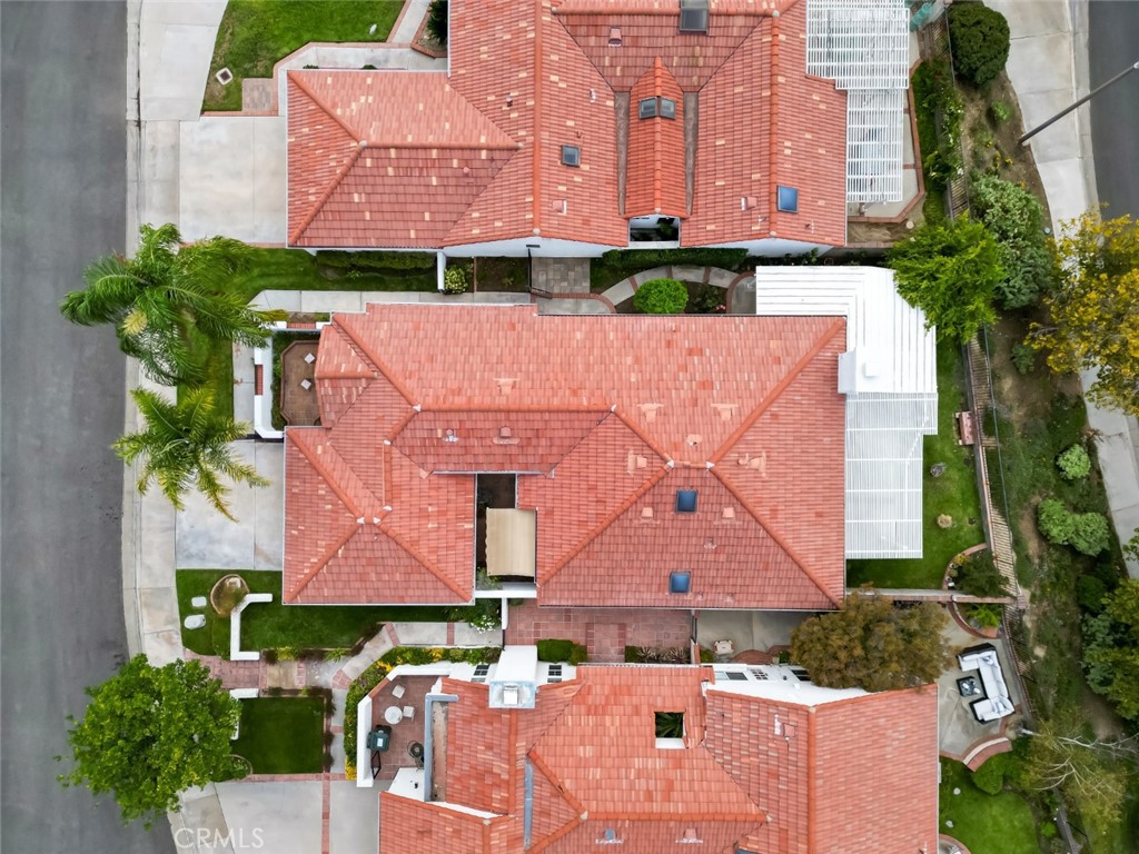 https://media.crmls.org/medias/cac88a72-505a-42ec-aab9-b0136b0fe7e5.jpg?preset=X-Large