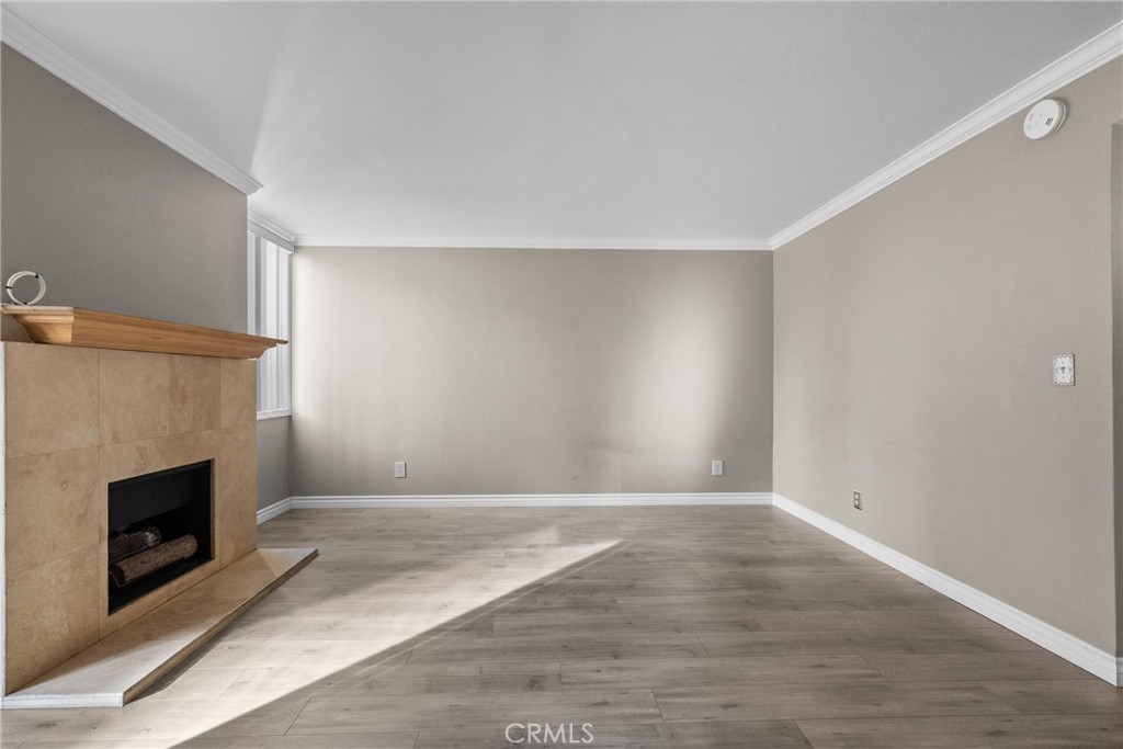 MLS #SR25271335 image #5