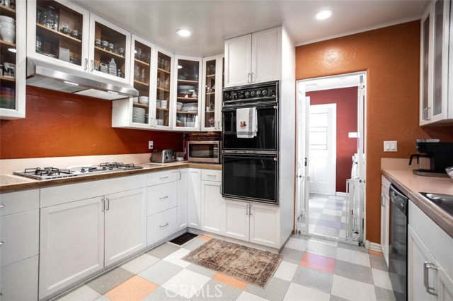 989 Coronado Drive, Glendale CA: https://media.crmls.org/medias/cac93009-dddc-478a-ad03-78aa9967c6e9.jpg