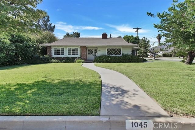 1045 N Pasadena Ave, Azusa, CA 91702