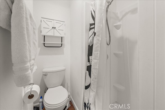 Detail Gallery Image 21 of 29 For 760 Blue Jay #1,  Big Bear Lake,  CA 92315 - 3 Beds | 3 Baths