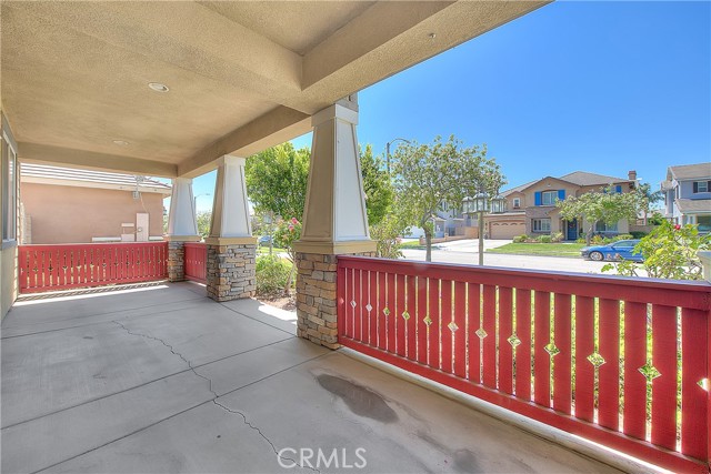 12790 Golden Leaf Drive, Rancho Cucamonga CA: https://media.crmls.org/medias/cac9e1c1-763c-485a-a586-976d730f1e65.jpg
