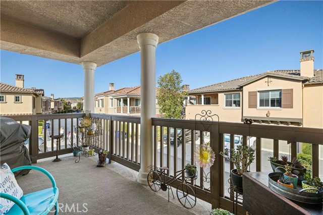 Detail Gallery Image 28 of 43 For 23941 Brescia Dr, Valencia,  CA 91354 - 2 Beds | 2 Baths