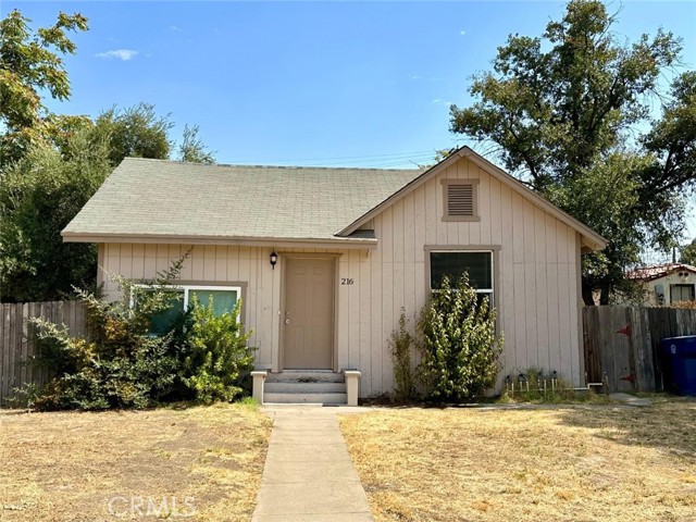 Detail Gallery Image 1 of 1 For 216 N St, Tulare,  CA 93274 - 2 Beds | 2 Baths