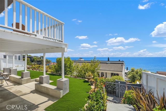 32091 Virginia Way, Laguna Beach CA: https://media.crmls.org/medias/cacda70a-b18a-409b-b5ff-e8497a6d6498.jpg