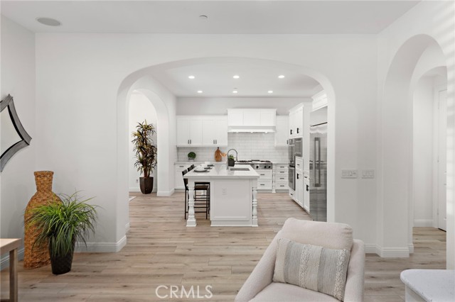 4 Dennis Lane, Ladera Ranch CA: https://media.crmls.org/medias/cace32c6-e045-43a8-b32c-45aca094ea41.jpg