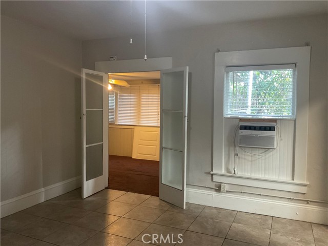 Detail Gallery Image 4 of 21 For 1153 E Grand, Corona,  CA 92879 - – Beds | – Baths