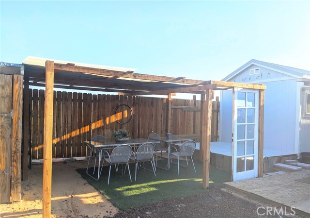 79032 Indian Trail, 29 Palms CA: https://media.crmls.org/medias/caceda92-2650-4cf7-aae3-83641a6ecf21.jpg