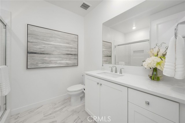 Detail Gallery Image 18 of 38 For 27225 Cranmore #101,  Valencia,  CA 91381 - 3 Beds | 3/1 Baths