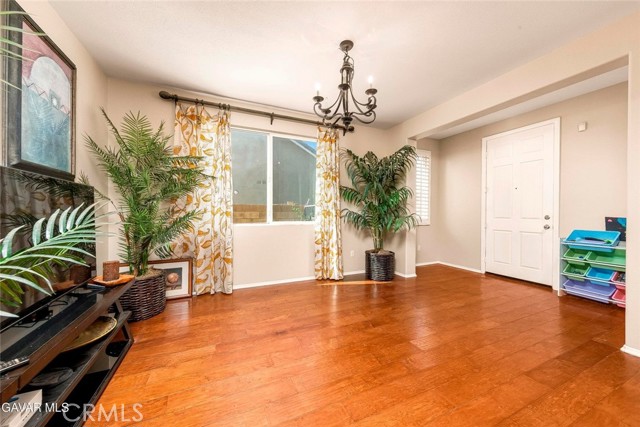 Detail Gallery Image 5 of 28 For 2158 Cypress, Lancaster,  CA 93535 - 4 Beds | 3 Baths