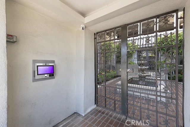 Detail Gallery Image 42 of 45 For 8455 Fountain Ave #406,  West Hollywood,  CA 90069 - 2 Beds | 2 Baths