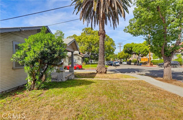 Detail Gallery Image 6 of 14 For 600 Raleigh, Glendale,  CA 91205 - 2 Beds | 1 Baths