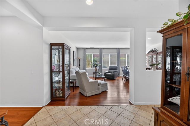 Detail Gallery Image 5 of 67 For 32797 Secretariat Ct, Menifee,  CA 92584 - 5 Beds | 4 Baths