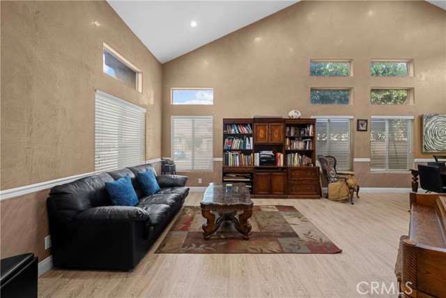 Detail Gallery Image 3 of 34 For 44930 Tortola, La Quinta,  CA 92253 - 4 Beds | 3 Baths