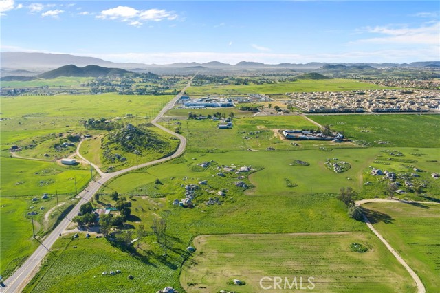 Detail Gallery Image 62 of 71 For 31615 Leon, Winchester,  CA 92596 - 4 Beds | 2 Baths