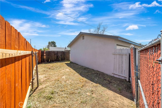 Detail Gallery Image 39 of 41 For 44516 Fern, Lancaster,  CA 93534 - 3 Beds | 2 Baths