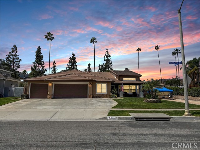 1600 Heartland Way, Corona CA: https://media.crmls.org/medias/cad570c5-7edb-495b-8130-5e3fa7888402.jpg