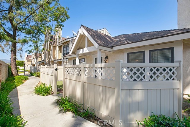 Detail Gallery Image 1 of 34 For 1834 E Covina Bld, Covina,  CA 91724 - 2 Beds | 2 Baths