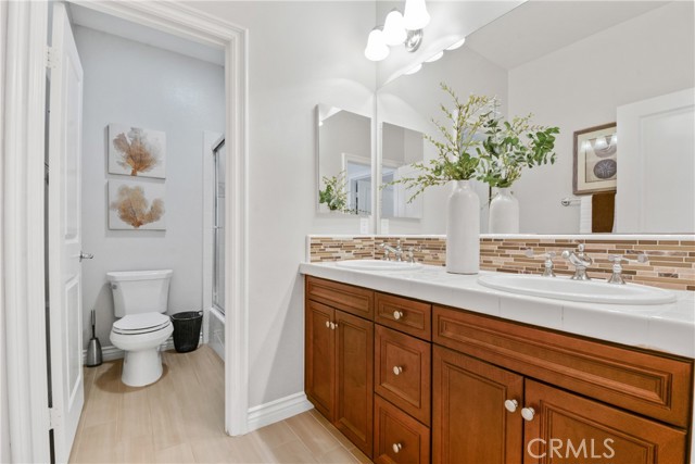 31771 Via Salamanca, San Juan Capistrano CA: https://media.crmls.org/medias/cad5ea3e-2ba1-41db-9bbb-abd7df328498.jpg