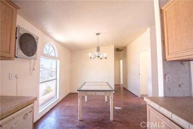 Detail Gallery Image 14 of 16 For 6386 Del Monte, Yucca Valley,  CA 92284 - 4 Beds | 2 Baths