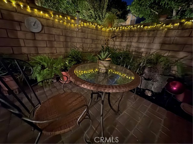 Image 18 of 26 For 4256 Kling Street