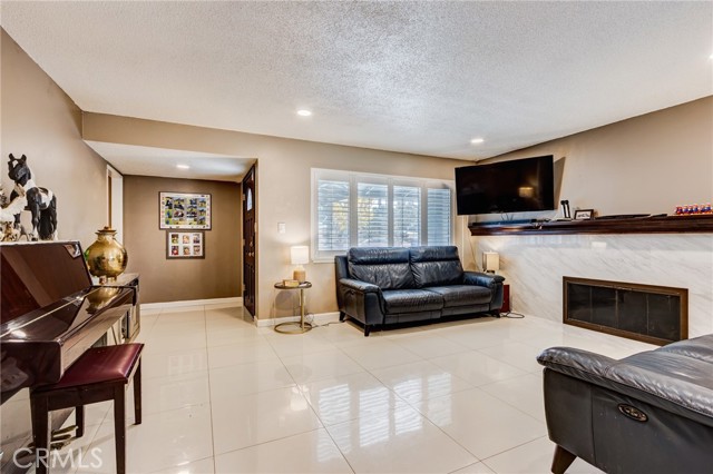 Detail Gallery Image 12 of 40 For 321 N Starfire, Anaheim,  CA 92807 - 4 Beds | 2 Baths