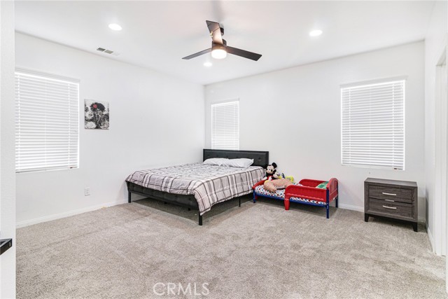 15992 Yosemite Street, Victorville CA: https://media.crmls.org/medias/cad78245-2fac-45e9-b02d-a2d4414b0dba.jpg