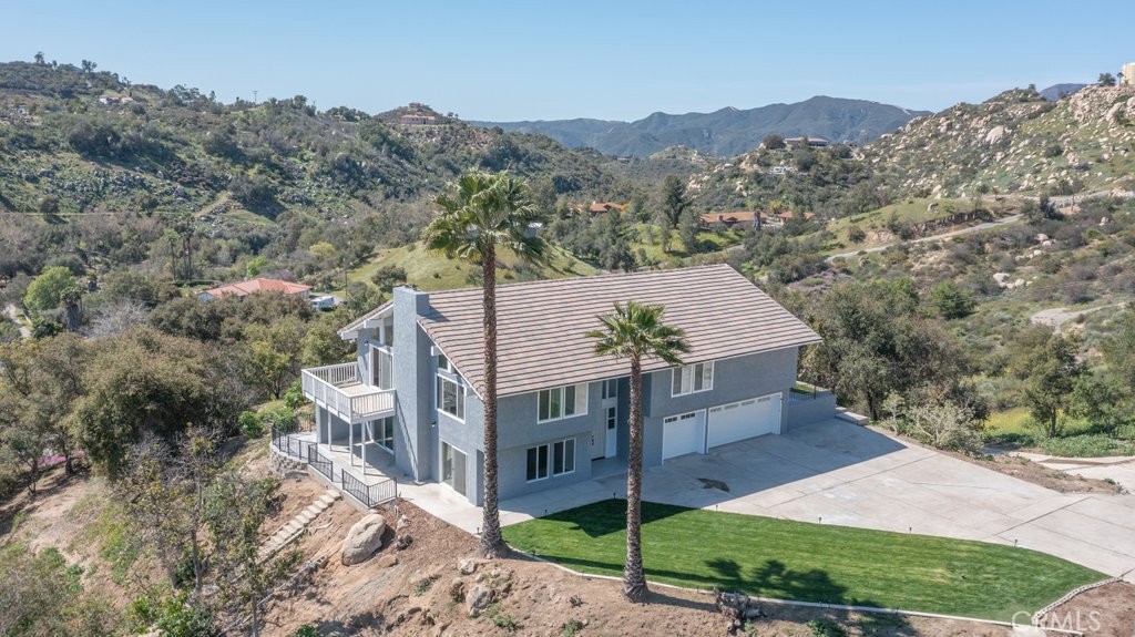 2434 Vickers Road, Fallbrook, CA 92028