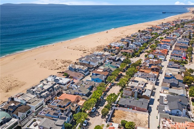 2149 E Ocean Boulevard, Newport Beach CA: https://media.crmls.org/medias/cad7e6a5-b2ae-467b-bf85-02e2cbab49a6.jpg