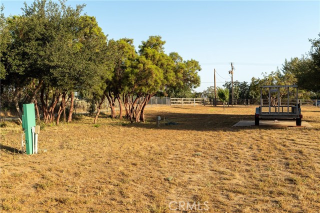 Image 62 of 70 For 54774 Bautista Road