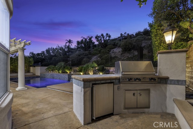 20151 Via Medici, Porter Ranch CA: https://media.crmls.org/medias/cadad4fd-66d1-4463-a540-ebd3868b393d.jpg