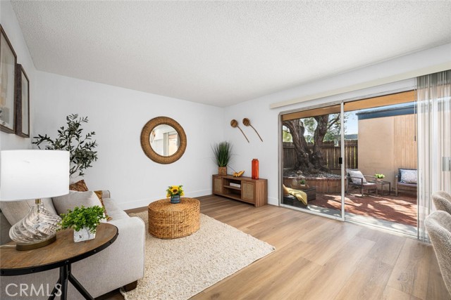 Detail Gallery Image 32 of 73 For 4236 Larwin, Cypress,  CA 90630 - 4 Beds | 2/1 Baths