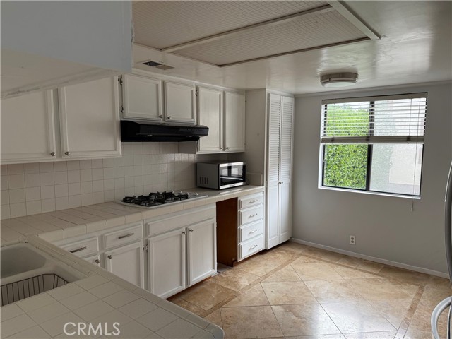 Detail Gallery Image 5 of 15 For 1145 Arcadia, Arcadia,  CA 91007 - 3 Beds | 3 Baths