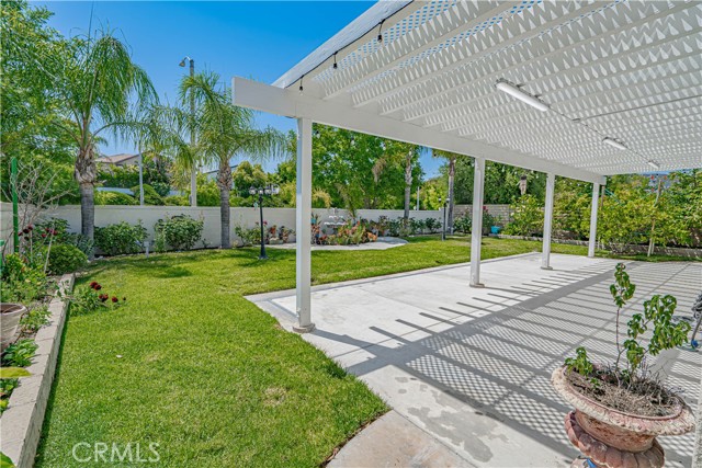 25910 Tennyson Lane, Stevenson Ranch CA: https://media.crmls.org/medias/cadb782c-f1ac-4e98-a757-f9e86972677d.jpg