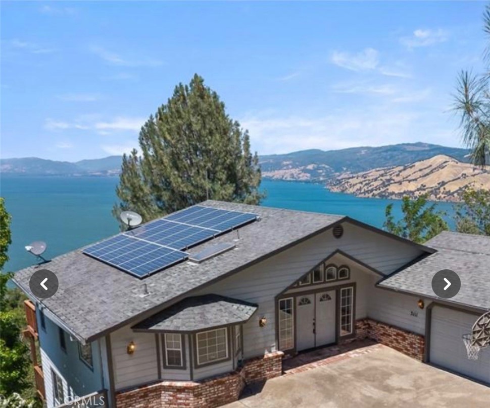 3111 Skyline Dr