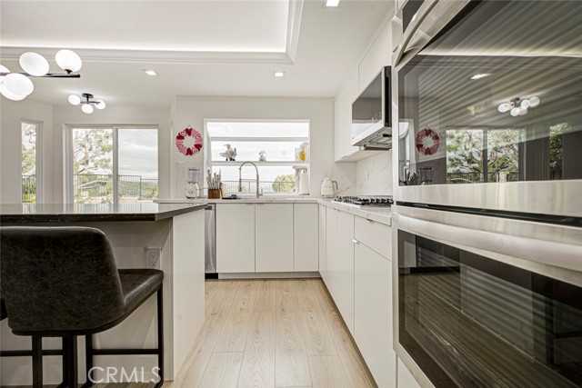 Detail Gallery Image 17 of 63 For 28030 Kenton, Saugus,  CA 91350 - 5 Beds | 3 Baths