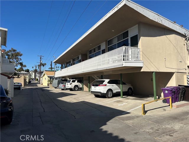 24 Roswell Avenue, Long Beach CA: https://media.crmls.org/medias/cadcb39b-6df4-4fae-904e-721b9fb2ebc0.jpg