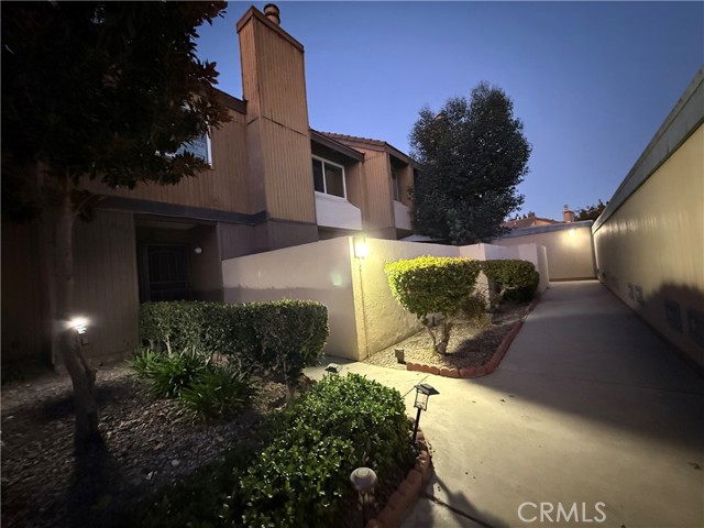 Detail Gallery Image 25 of 31 For 1371 S Walnut St #3006,  Anaheim,  CA 92802 - 2 Beds | 1/1 Baths